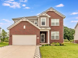 58574 Blackstone Way, South Lyon, MI 48178