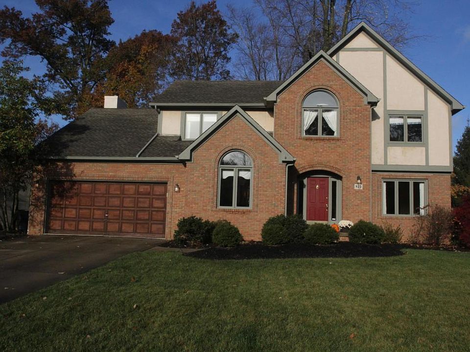 1st image of 923 Old Pine Dr