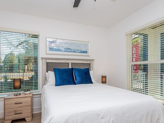 5th image of 610 S Kerr Ave #103