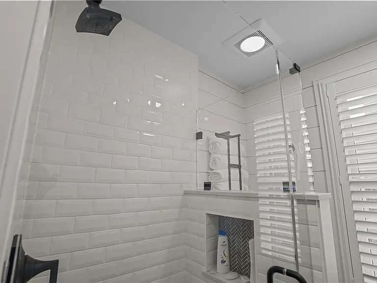8 Cross St #1 — Photo 18