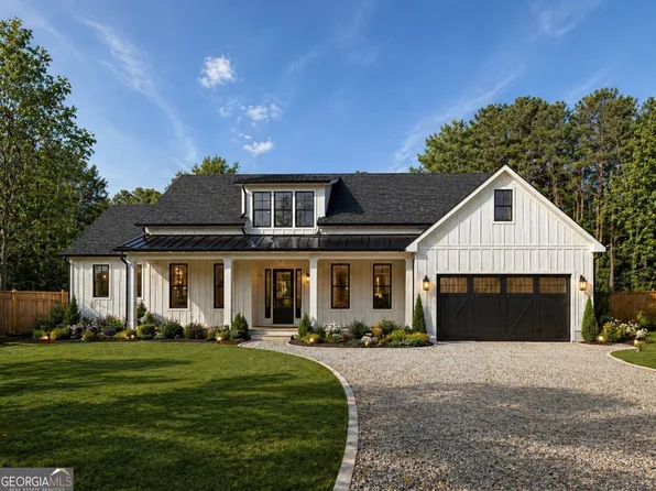 1748 Pucketts Dr, Lilburn, GA 30047