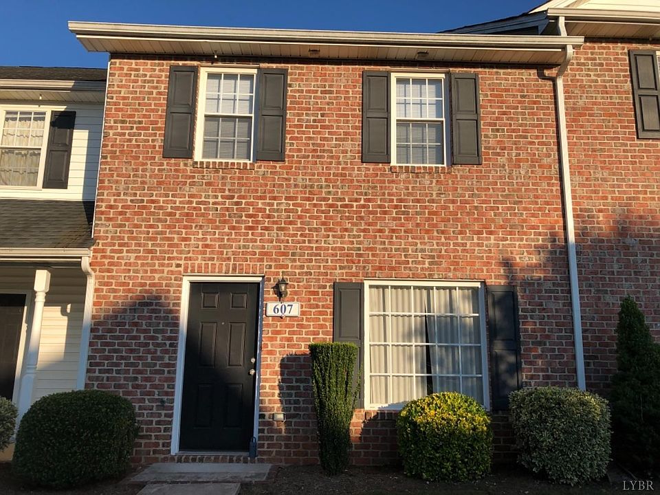 1st image of 607 Capstone Dr #1