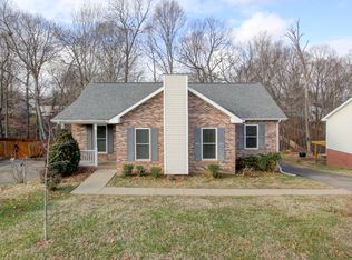 335 Brook Mead Dr, Clarksville, TN 37042