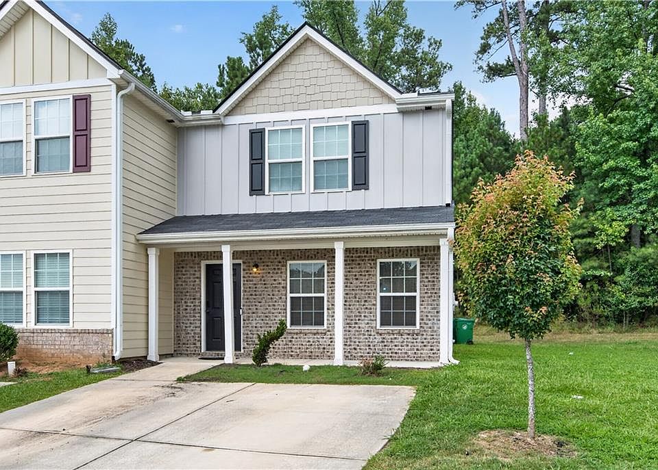 1st image of 2568 Piering Dr