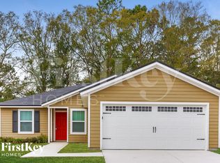 4528 Glendas Meadow Dr, Jacksonville, FL 32210