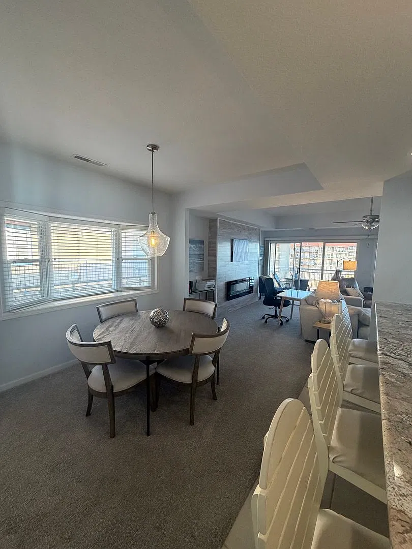 372 W Palisades Condo Dr — Photo 1