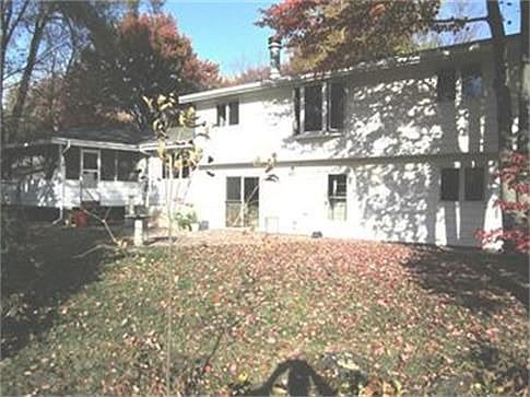 2nd image of 5311 Bloomfield Dr