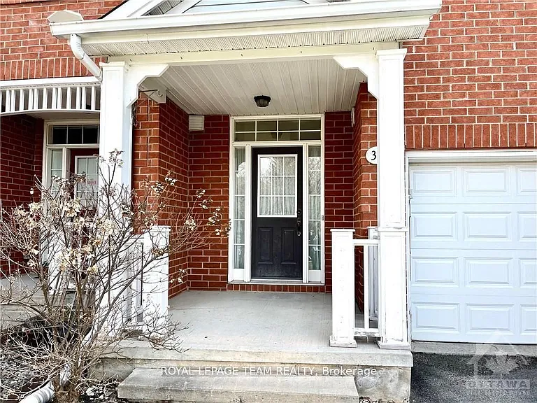 39 Bellrock Dr — Photo 2