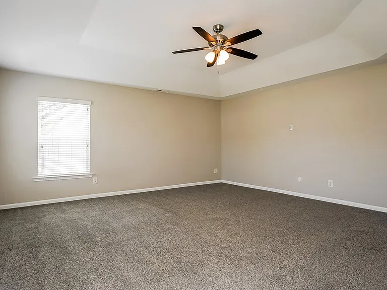 304 Edgecroft Way — Photo 12