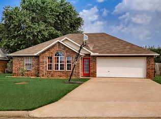 26 Northaven St, Farmington, AR 72730