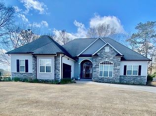 100 Central Heights Dr, Carrollton, GA 30116