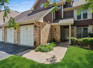 503 Country Ln, Des Plaines, IL 60016