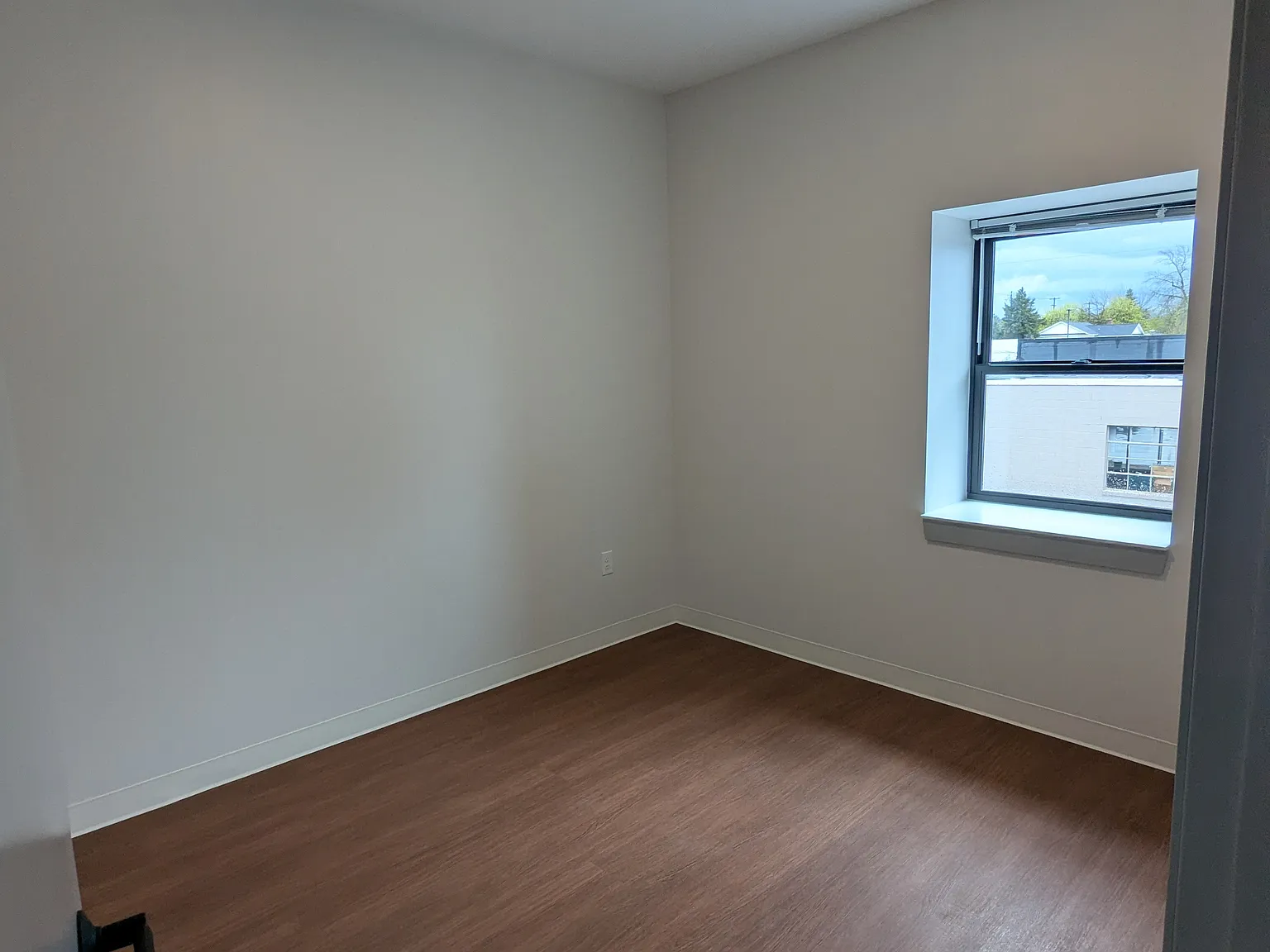 1 bed, 700 sqft, $900 — Photo 4