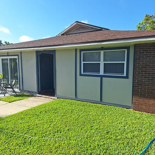 604 E Garden St #1 Photo 1