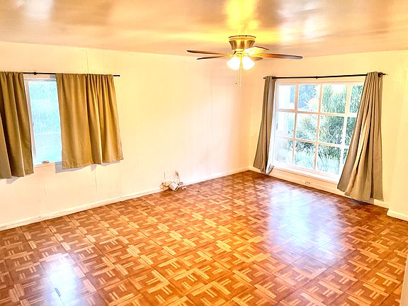 3rd image of 2572 Lime Ave #2572