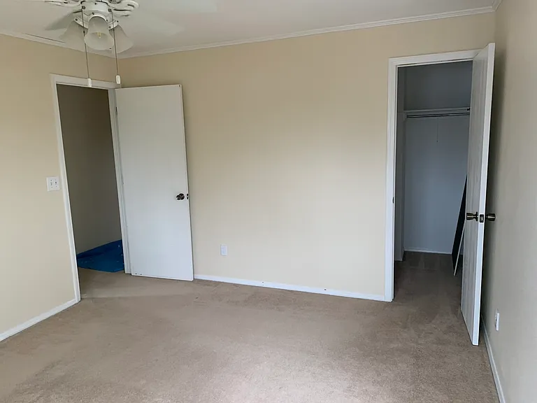 Upstairs bedroom 1