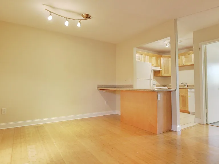 3914 W Neptune St #20 — Photo 3