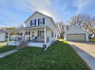 400 W Cleveland St, Marshfield, WI 54449