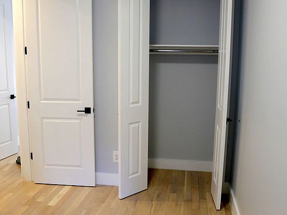4th image of 526 W 139th St APT 8