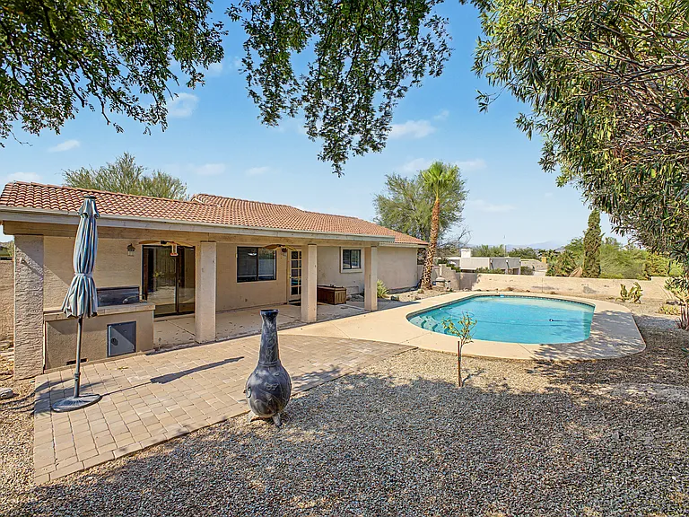 17035 E Cascade Dr — Photo 2
