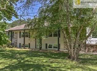 19911 S Pickering Rd, Belton, MO 64012