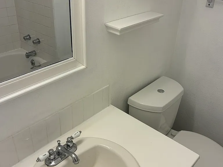 3851 S Genoa Way #B — Photo 12