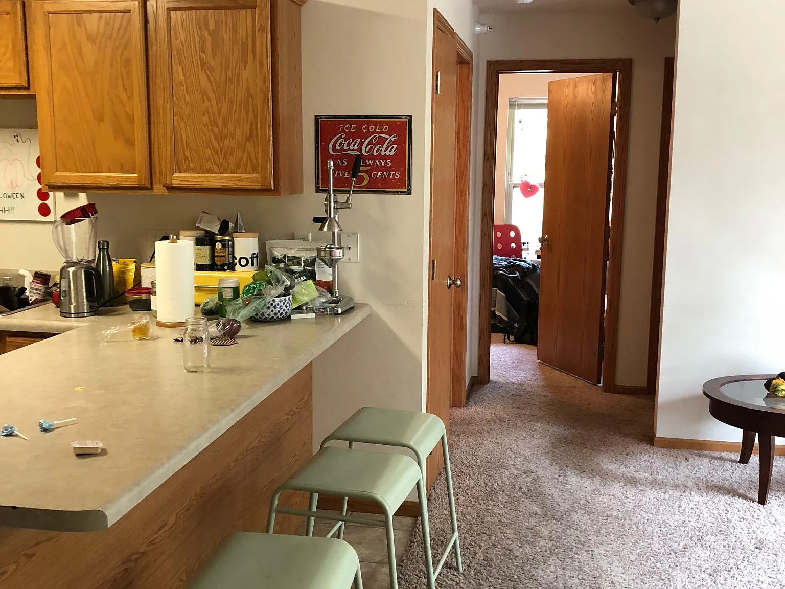 4 bed, 1171 sqft, $2,100 — Photo 4