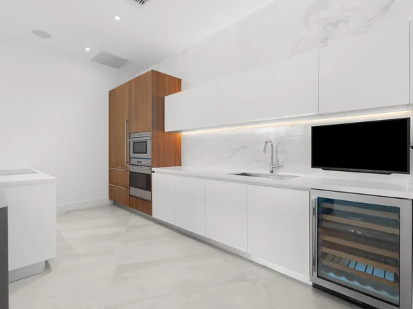 701 N Fort Lauderdale Beach Blvd Unit 214, Fort Lauderdale, FL 33304