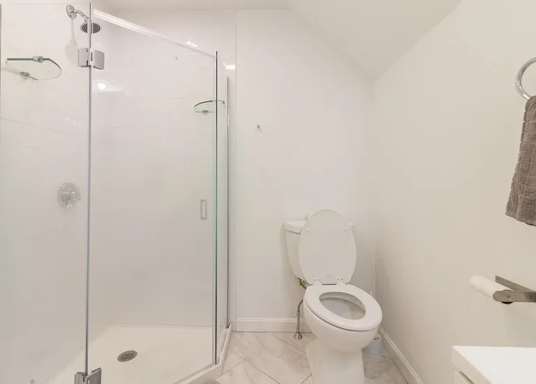 1057 Saratoga St #3 — Photo 2