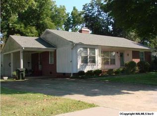 112 Cecil St, Scottsboro, AL 35768