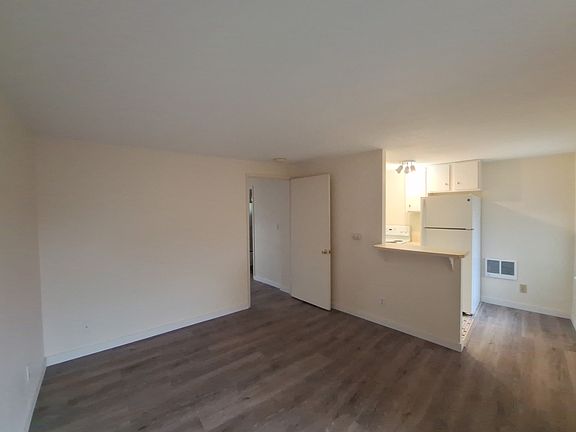 Spacious front room