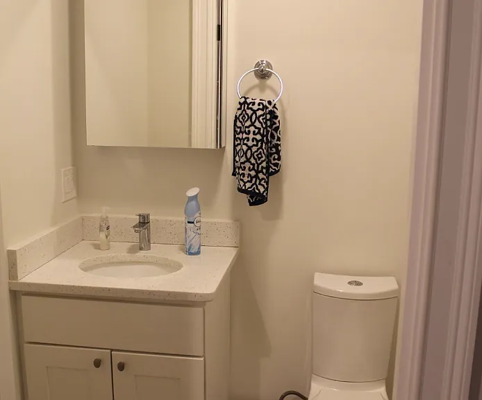 34 Circuit St #1A — Photo 8