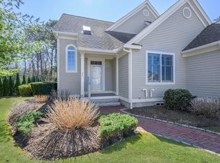 31 Quinns Way, Mashpee, MA 02649