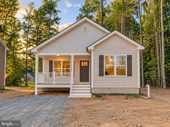 439 Shorewood Dr, Colonial Beach, VA 22443