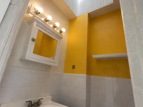 22 Whitman Avenue image 1 of 5