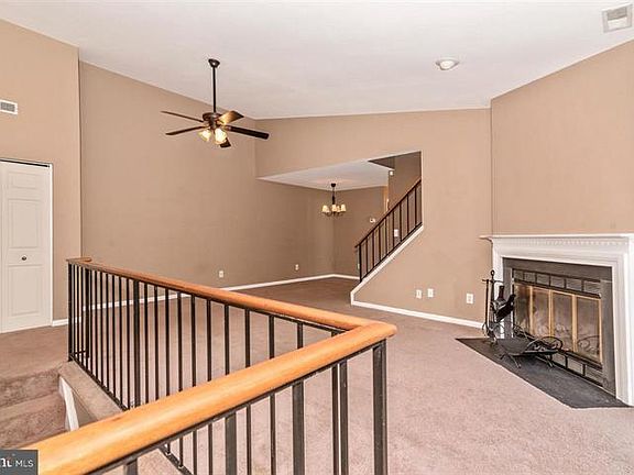 2nd image of 20060 Appledowre Cir