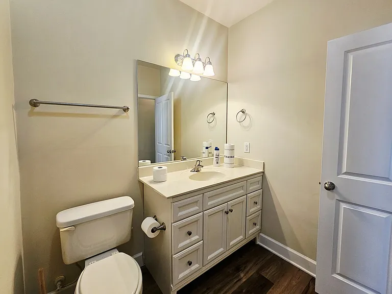 8501 Burnham Ln #6 — Photo 12
