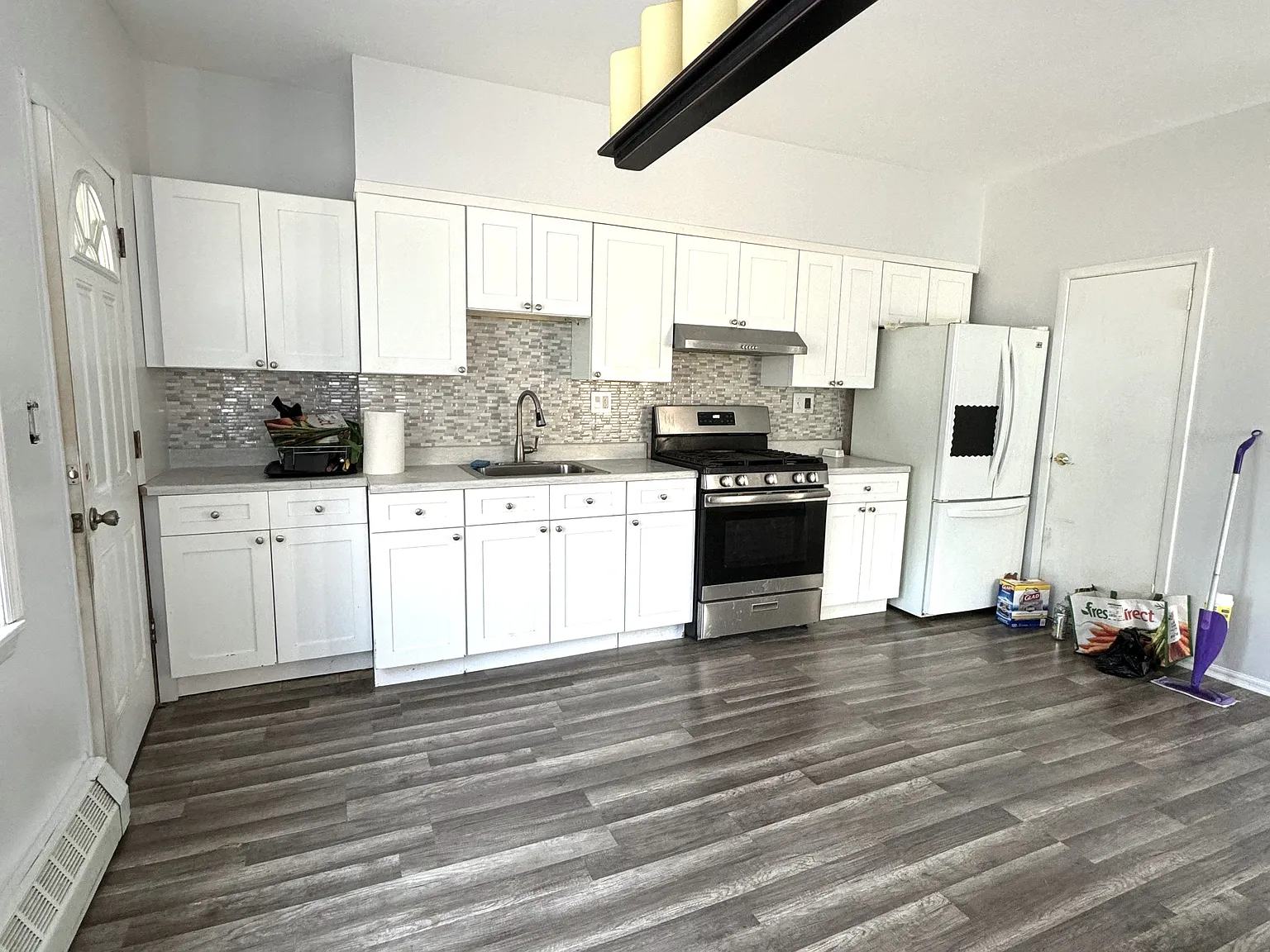 40-11 21st Avenue — Photo 2
