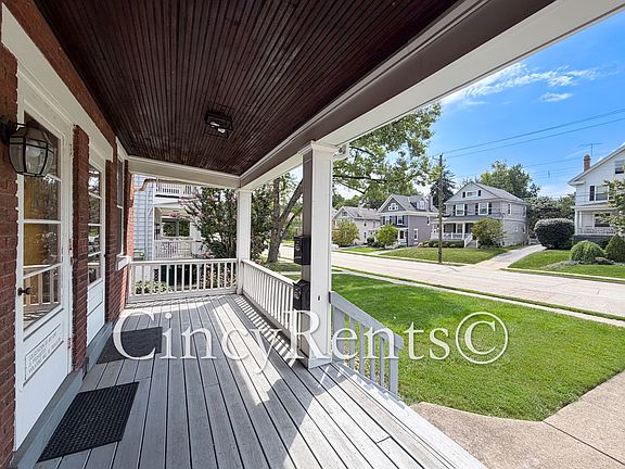 2nd image of 2800 Observatory Ave #1