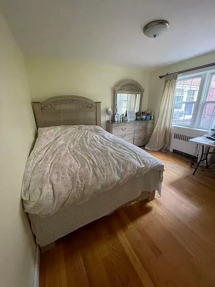 2 bed, 697 sqft, $2,500 — Photo 3