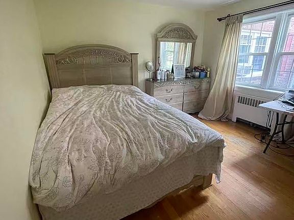 3rd image of 9 Dexter St APT 1