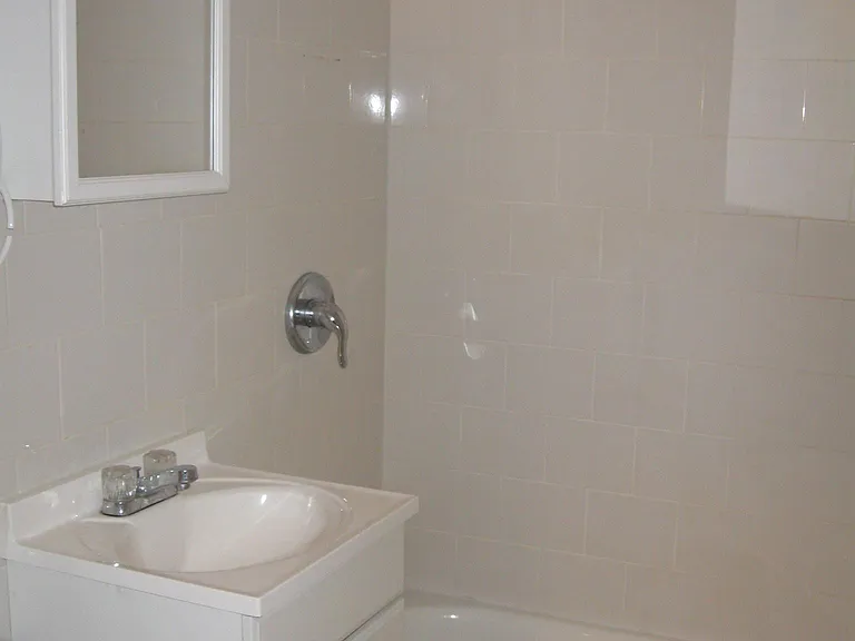 4 Fernboro St — Photo 9
