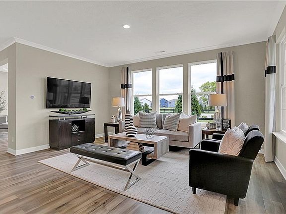 4th image of 11718 Harvester Cir N