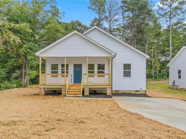 2202 Wrenn St, Burlington, NC 27215