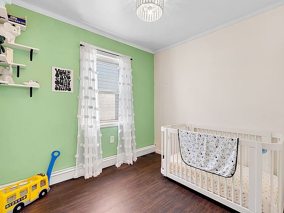 5th image of 1407 E 54th St #1