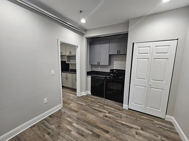 413 Main St #A — Photo 7