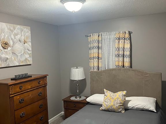 2nd image of 5123 Woodglen Dr