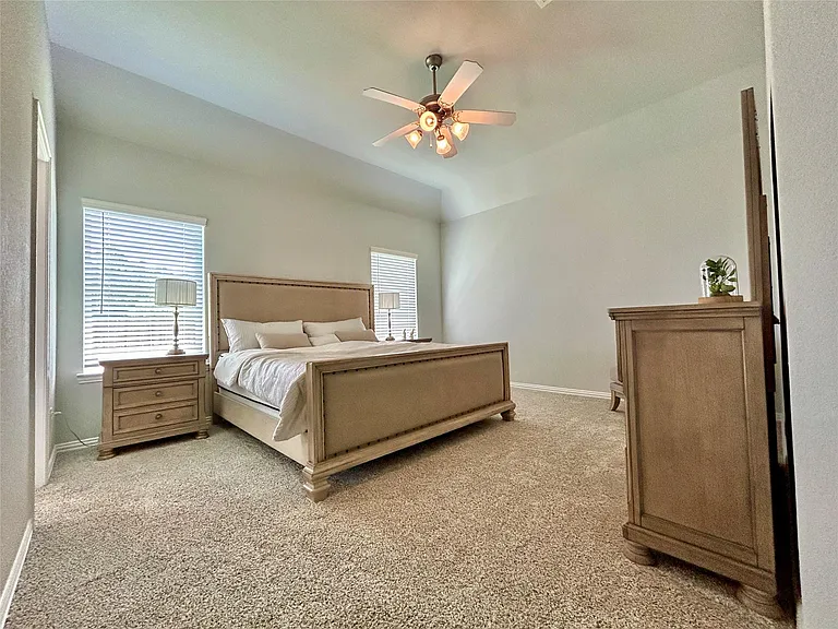 18519 Lilliput Ln — Photo 9