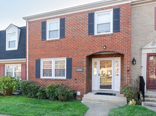 4541 Ravensworth Rd, Annandale, VA 22003