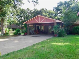 114 Trailwood Rd, Enchanted Oak, TX 75156